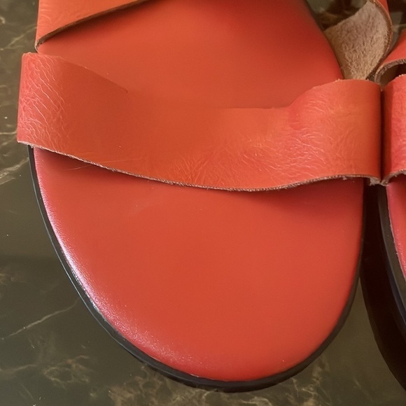 Forever 21 Red Vegan Leather Criss Cross Strappy Sandals - Picture 4 of 10